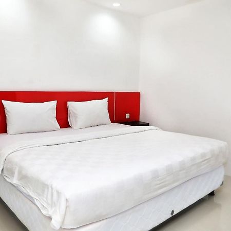 Heavenly Land Family Hotel Palembang Zewnętrze zdjęcie