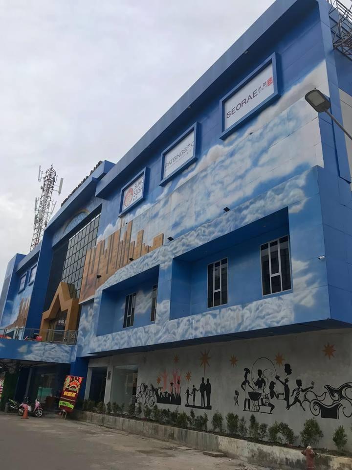 Heavenly Land Family Hotel Palembang Zewnętrze zdjęcie