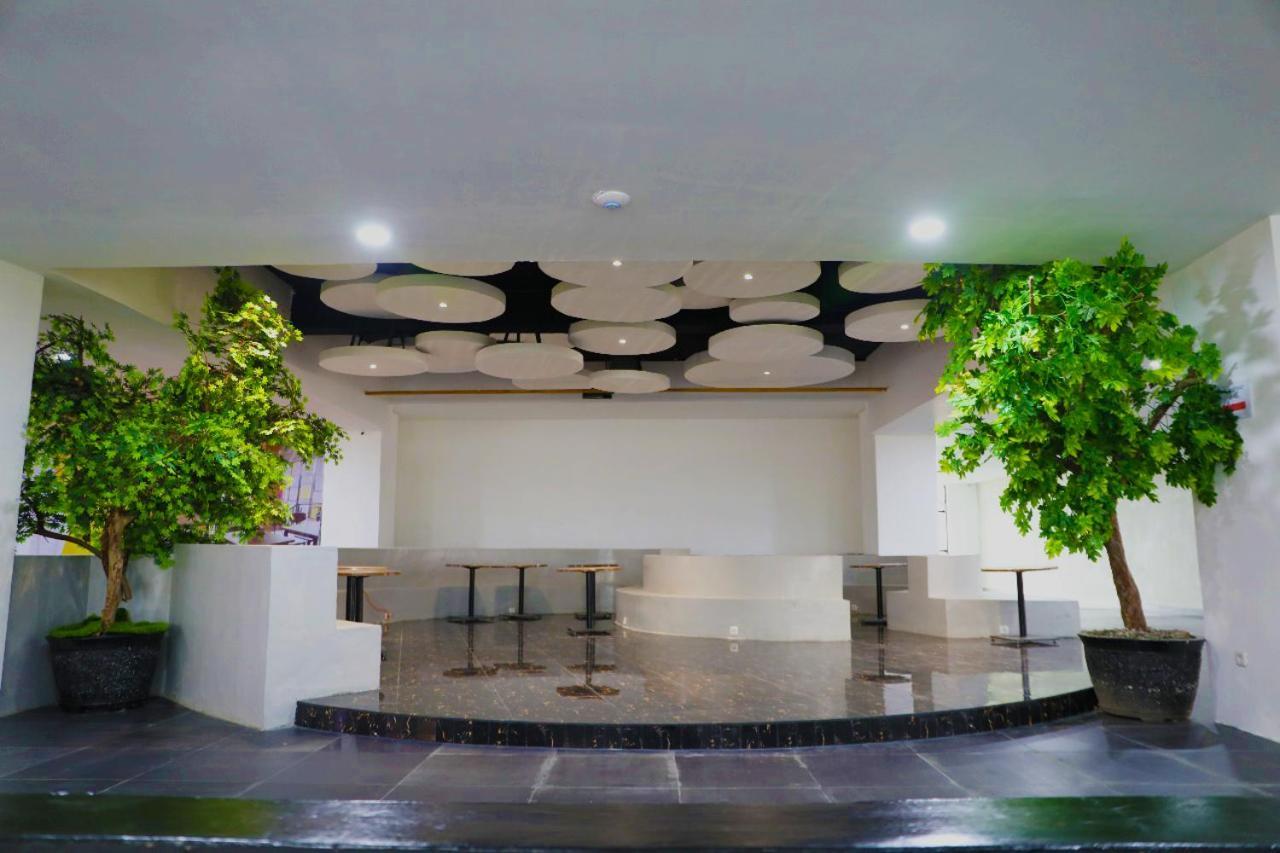 Heavenly Land Family Hotel Palembang Zewnętrze zdjęcie