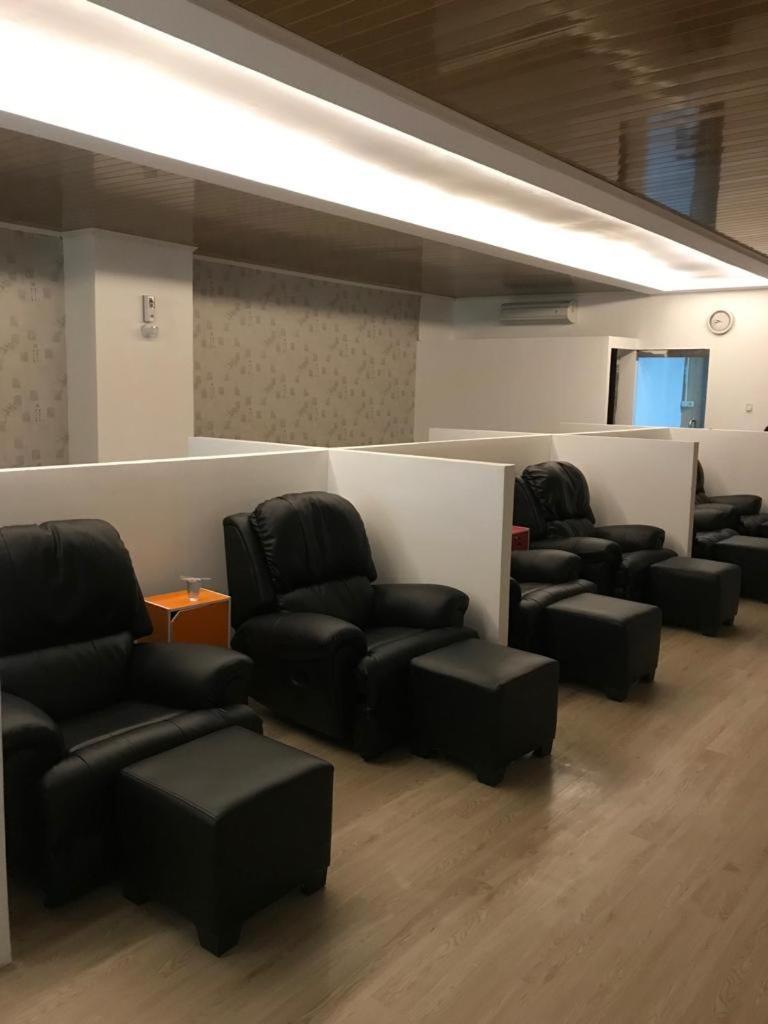 Heavenly Land Family Hotel Palembang Zewnętrze zdjęcie