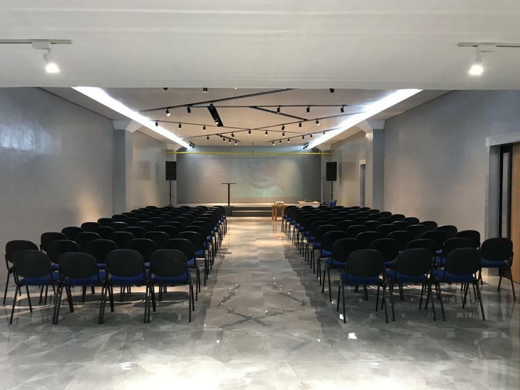 Heavenly Land Family Hotel Palembang Zewnętrze zdjęcie