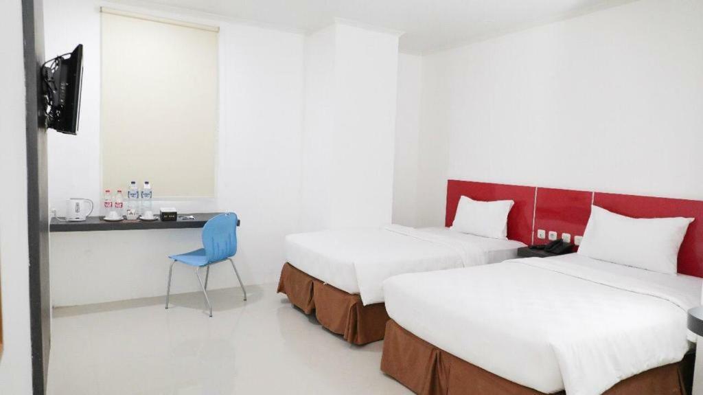 Heavenly Land Family Hotel Palembang Zewnętrze zdjęcie